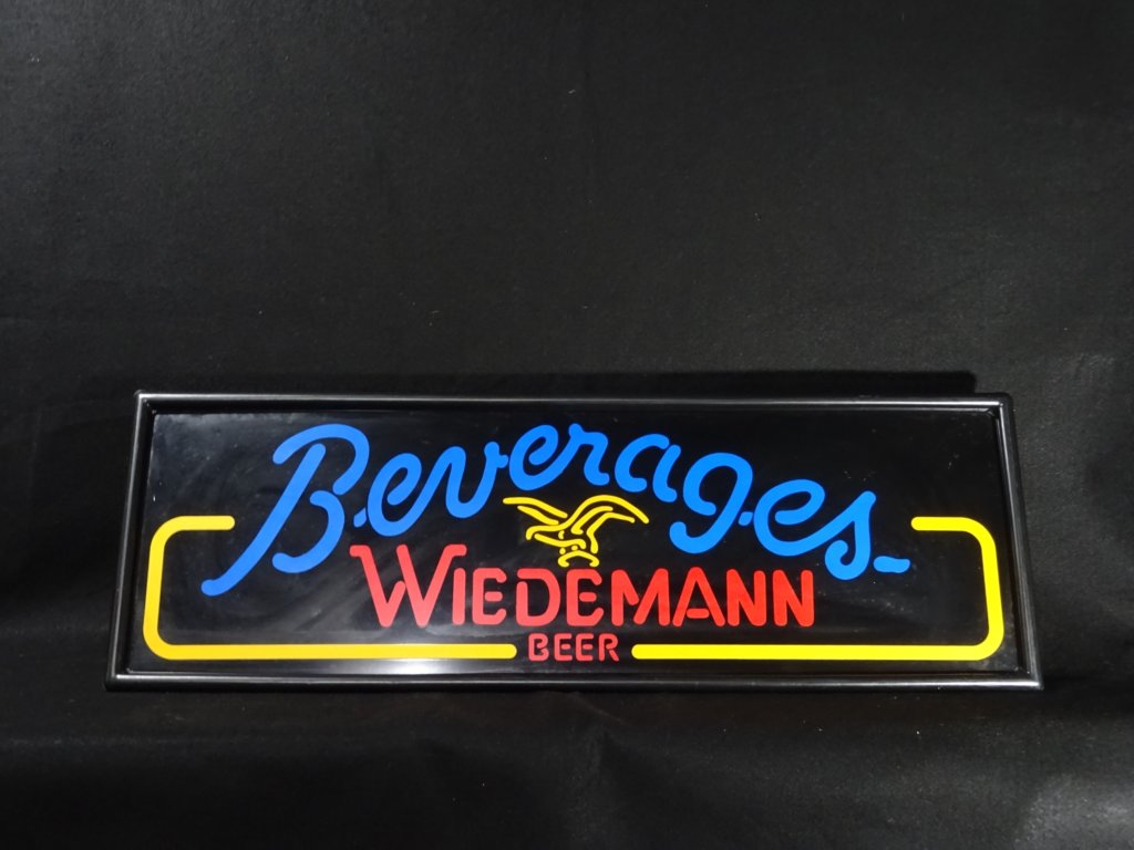 wiedemannbeerneoneonlightedsign.jpg