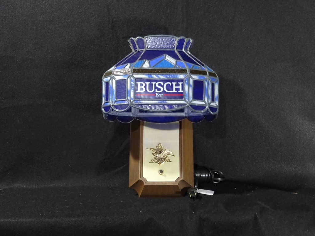 buschbeerlightedwallsconce.jpg