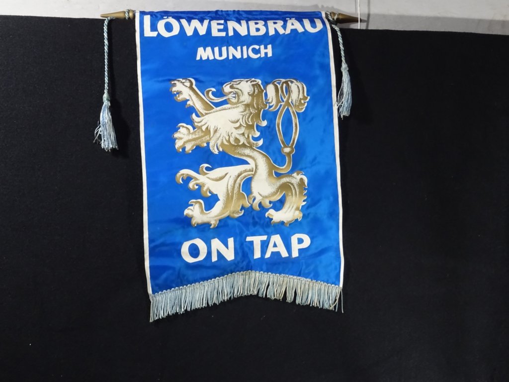 smallerlowenbraubanner.jpg